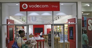 SA fights to keep phone networks up as lights go out